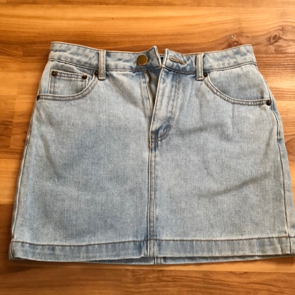 forever21 light wash denim skirt
